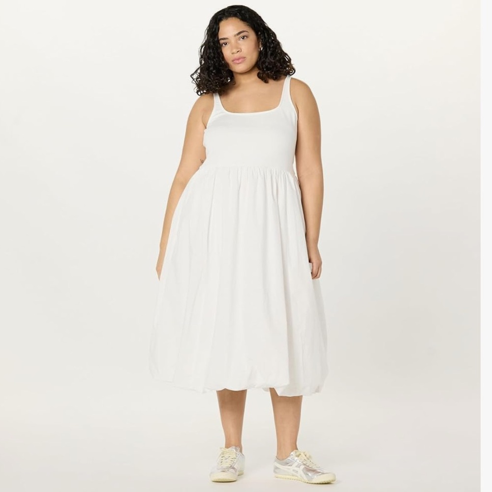 Chic White Sleeveless Midi Dress (Tina bubble hem)